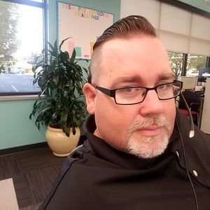 Meet your Posher, Brian